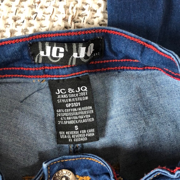 Jeans 🖤 - Picture 3 of 3